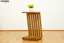 Cargar imagen en el visor de la galería, Mesa Auxiliar Heliconia