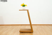 Cargar imagen en el visor de la galería, Mesa Auxiliar Heliconia