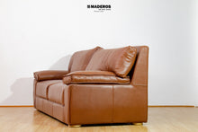 Cargar imagen en el visor de la galería, Sofá De Cuero Lauren