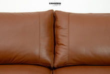 Cargar imagen en el visor de la galería, Sofá De Cuero Lauren