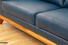 Cargar imagen en el visor de la galería, Sofá De Cuero Armani