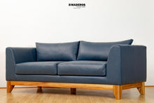 Cargar imagen en el visor de la galería, Sofá De Cuero Armani