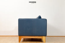 Cargar imagen en el visor de la galería, Sofá De Cuero Armani