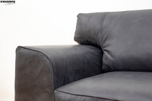 Cargar imagen en el visor de la galería, Sofá De Cuero De La Prada