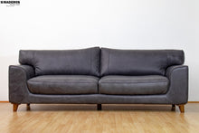 Cargar imagen en el visor de la galería, Sofá De Cuero De La Prada