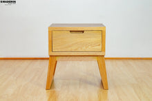 Cargar imagen en el visor de la galería, Mesa De Noche Barichara