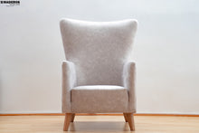 Cargar imagen en el visor de la galería, Poltrona Mambe con puff