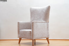 Cargar imagen en el visor de la galería, Poltrona Mambe con puff
