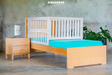Cargar imagen en el visor de la galería, Cama Cuna Antar

