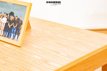 Cargar imagen en el visor de la galería, Mesa de Centro Orquidea
