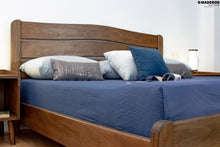 Cargar imagen en el visor de la galería, Cama Armani de 2.00m
