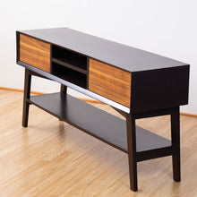 Cargar imagen en el visor de la galería, Mueble de TV Ferreira
